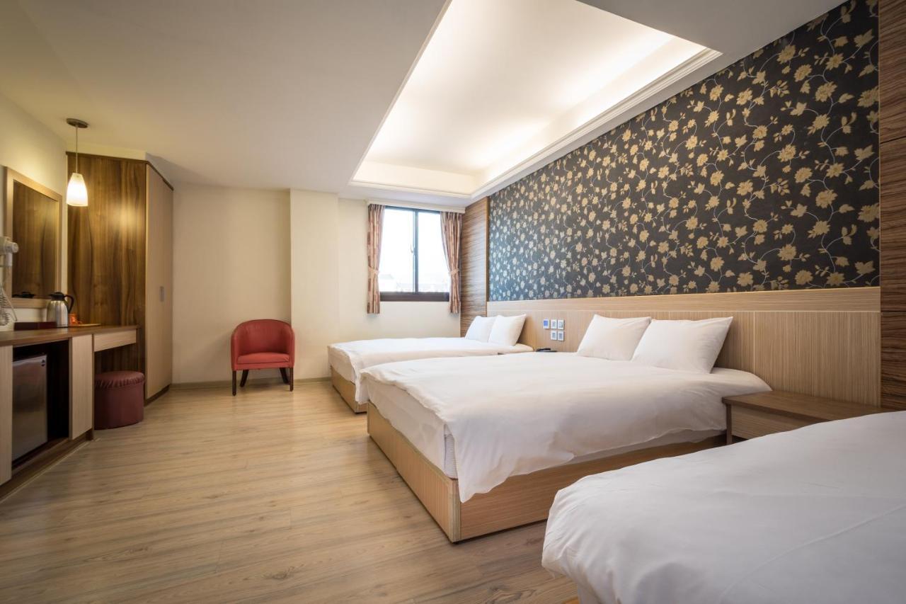 Yadi Hotel Пули Экстерьер фото
